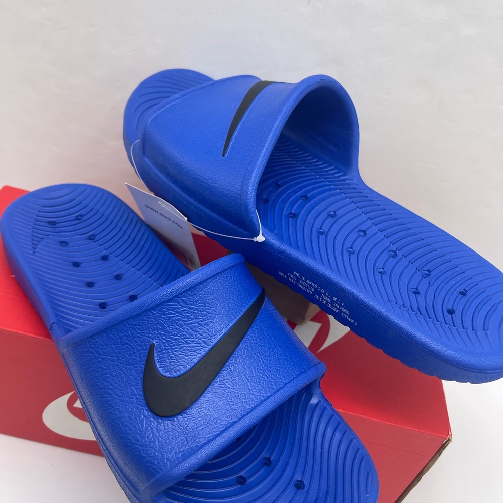 Nike Men’s Royal Blue Slide Sandals KAWA SHOWER
832528 403
GAME ROYAL/BLACK - Picture 8 of 15